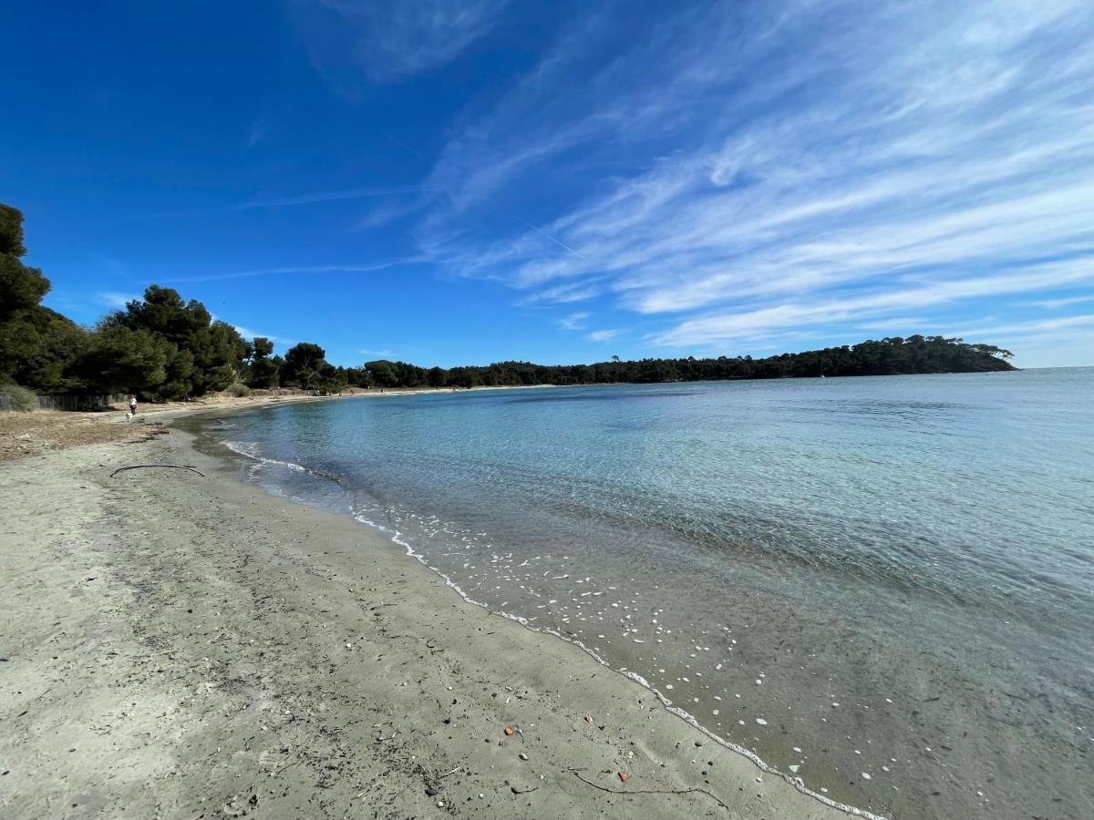 Appartement Plage Piscine Et Tennis Inclus La Londe-les-Maures Exteriör bild