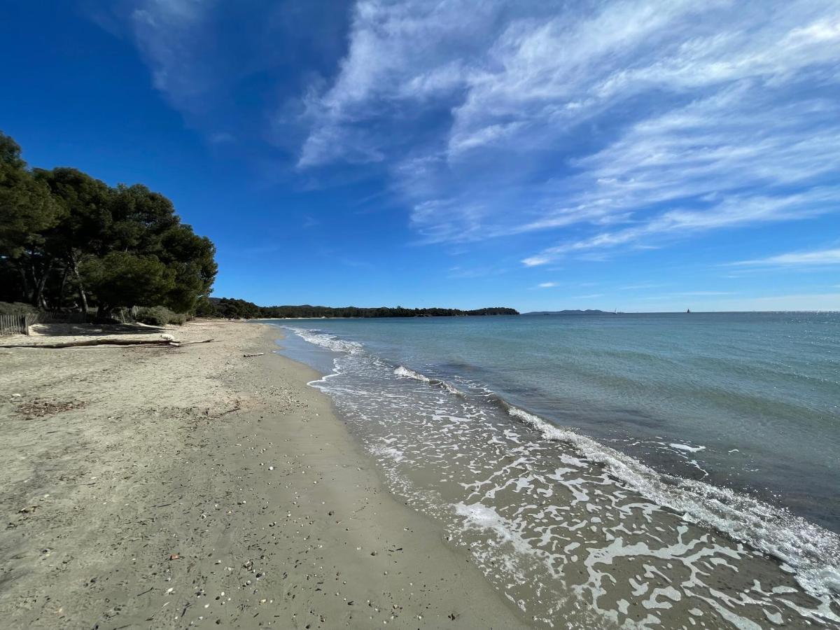 Appartement Plage Piscine Et Tennis Inclus La Londe-les-Maures Exteriör bild