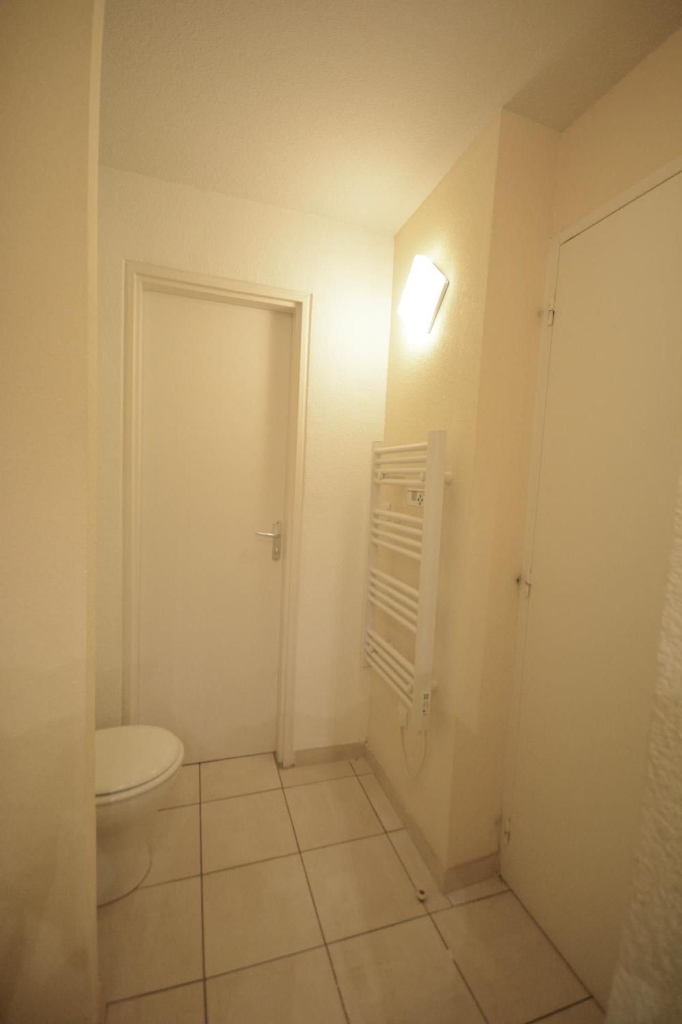 Appartement Plage Piscine Et Tennis Inclus La Londe-les-Maures Exteriör bild