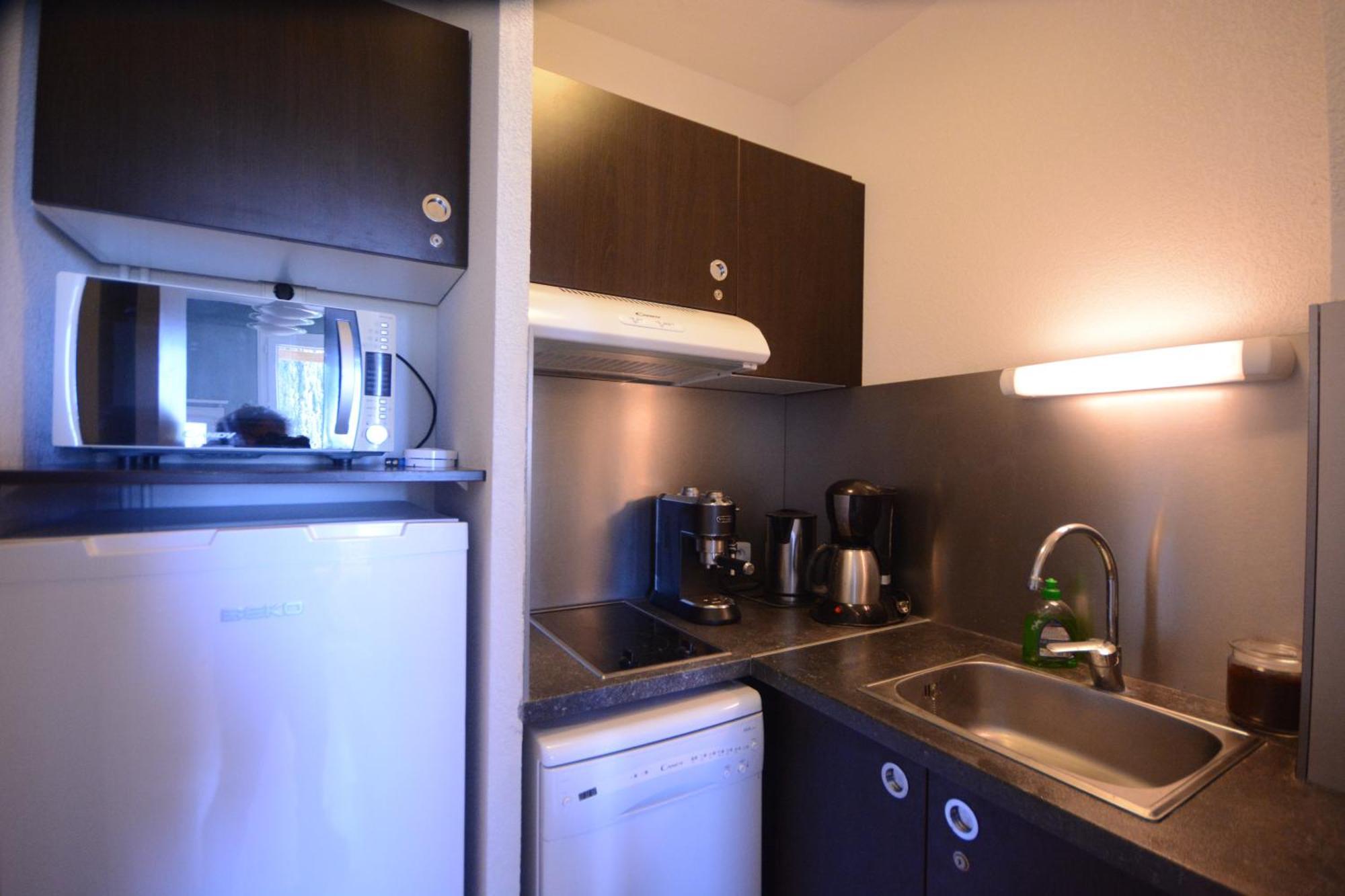 Appartement Plage Piscine Et Tennis Inclus La Londe-les-Maures Exteriör bild