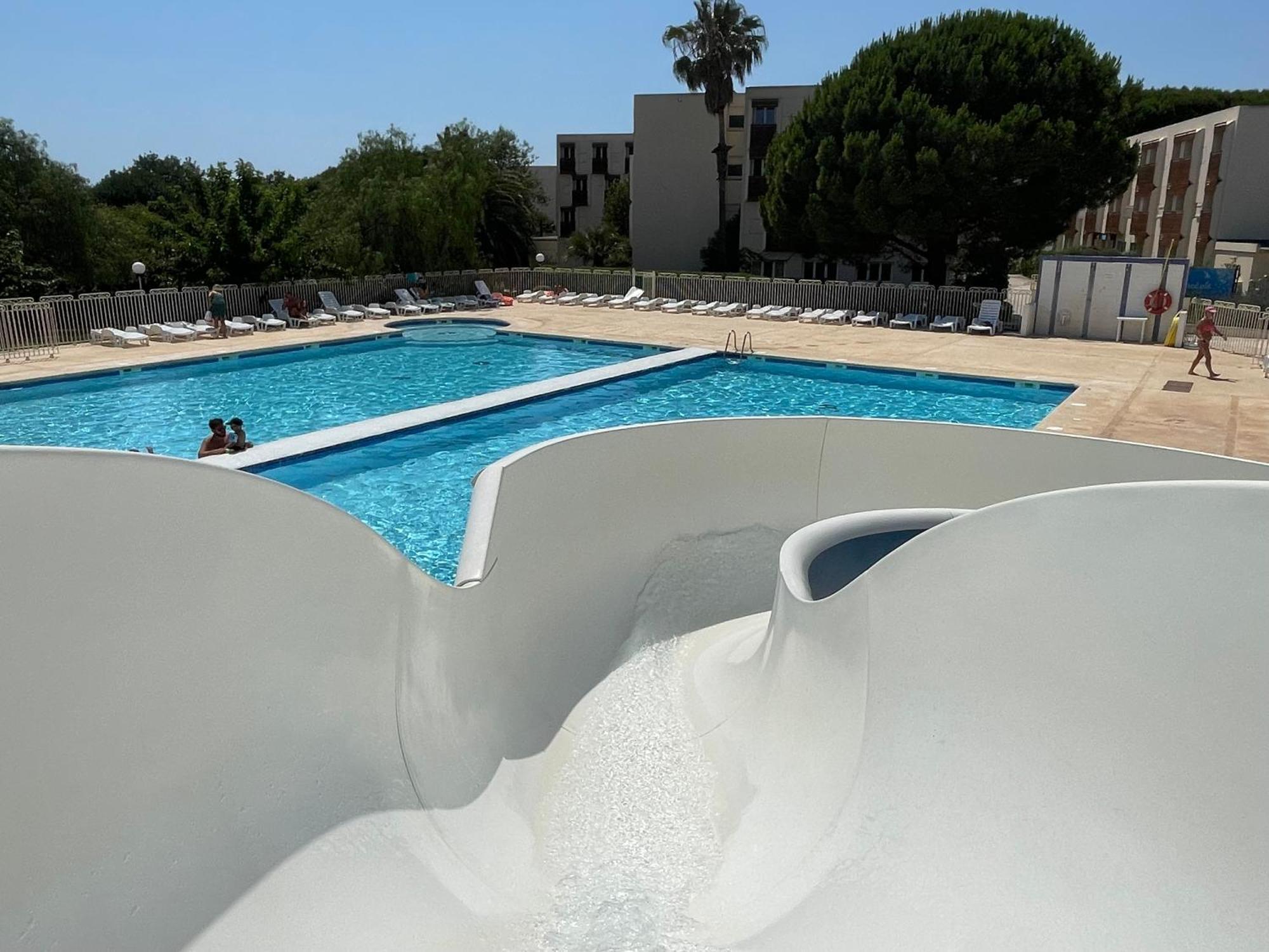 Appartement Plage Piscine Et Tennis Inclus La Londe-les-Maures Exteriör bild