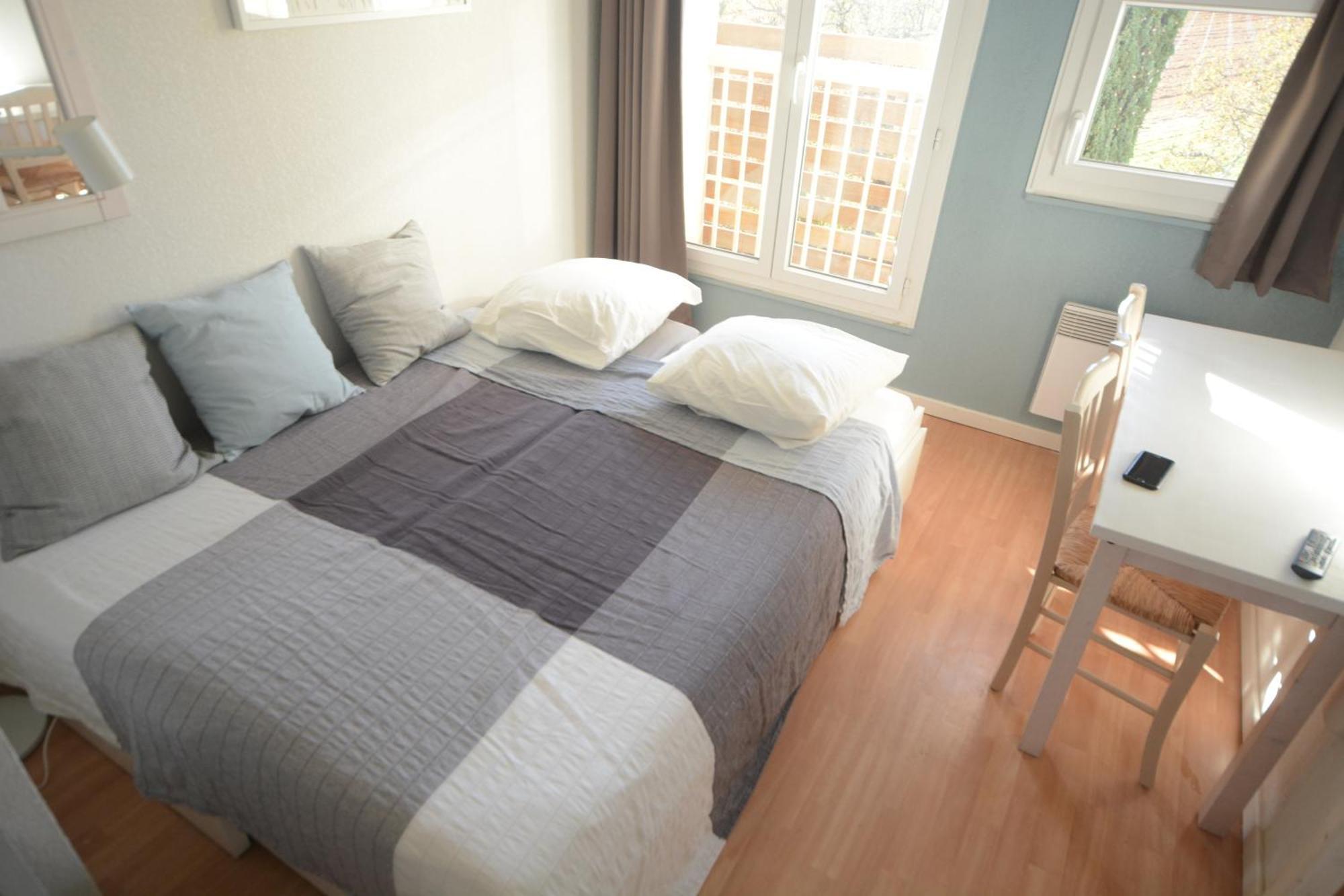 Appartement Plage Piscine Et Tennis Inclus La Londe-les-Maures Exteriör bild